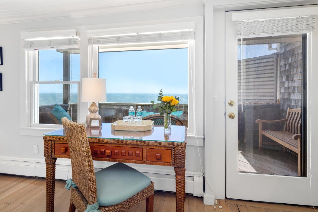 Bed and breakfast On The Sound 4*